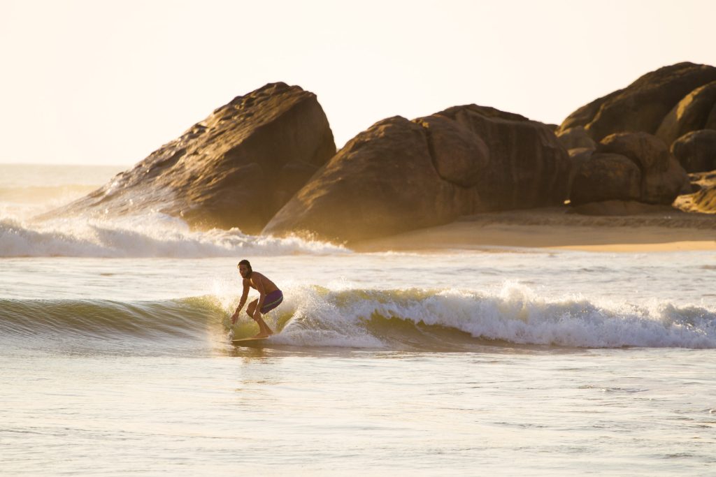 Ale Ponzanelli surfing an alaia – Pottuvil Point, Sri Lanka